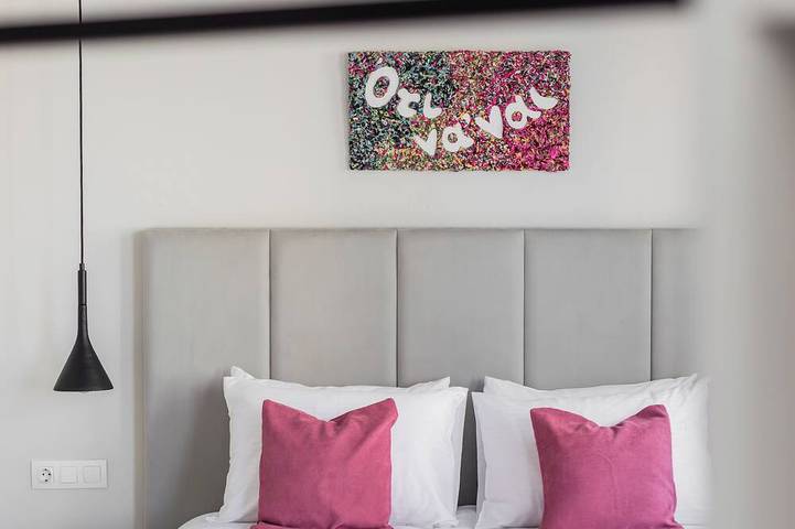 Entire apartment, Plaka Stylish & Fully Equipped Apartment in Central Section of Athens, Athens