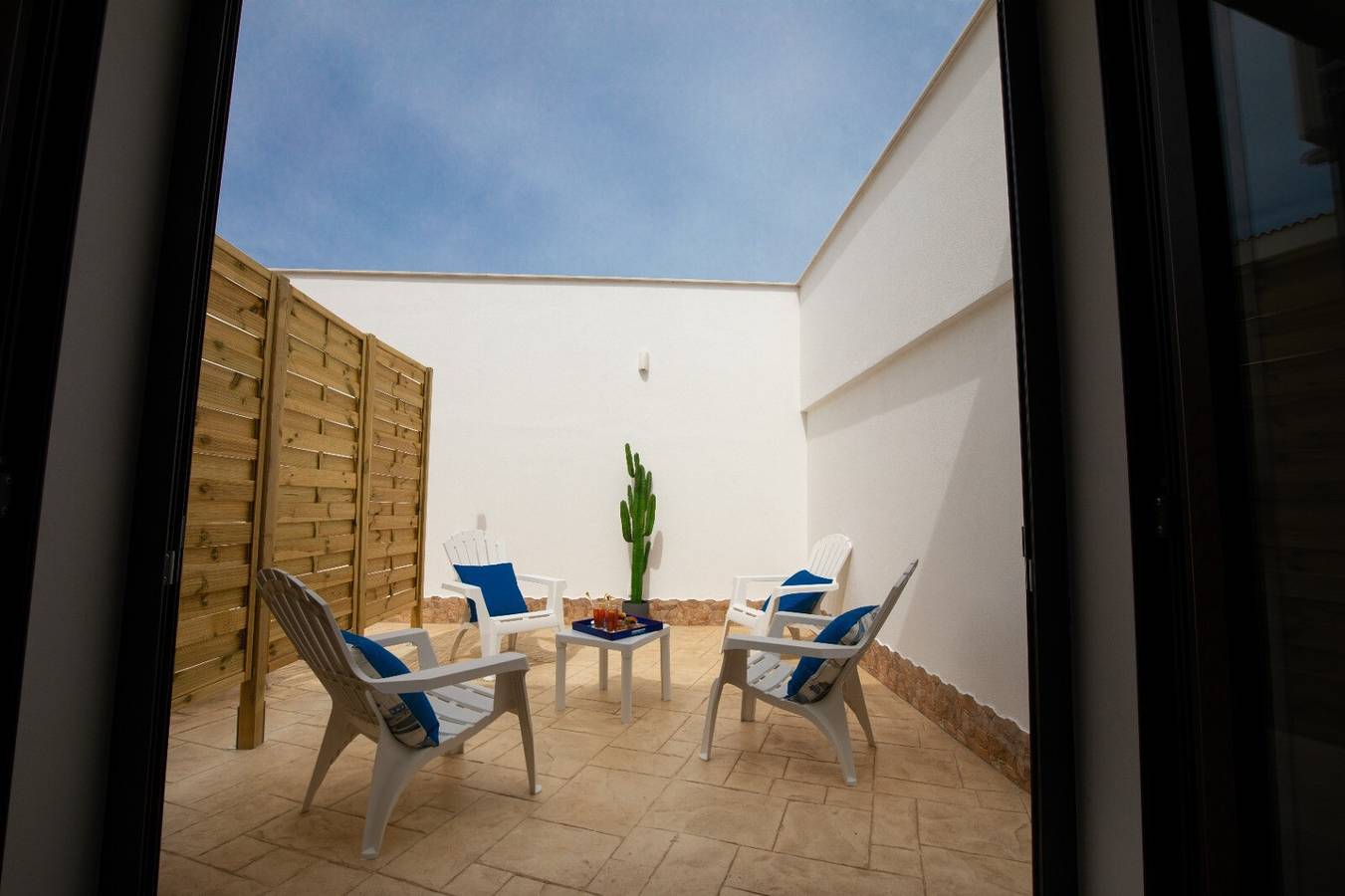 Zimmer „La Rocca 4“ mit privater Terrasse, Wlan und Klimaanlage in San Vito Lo Capo, Trapani Provinz