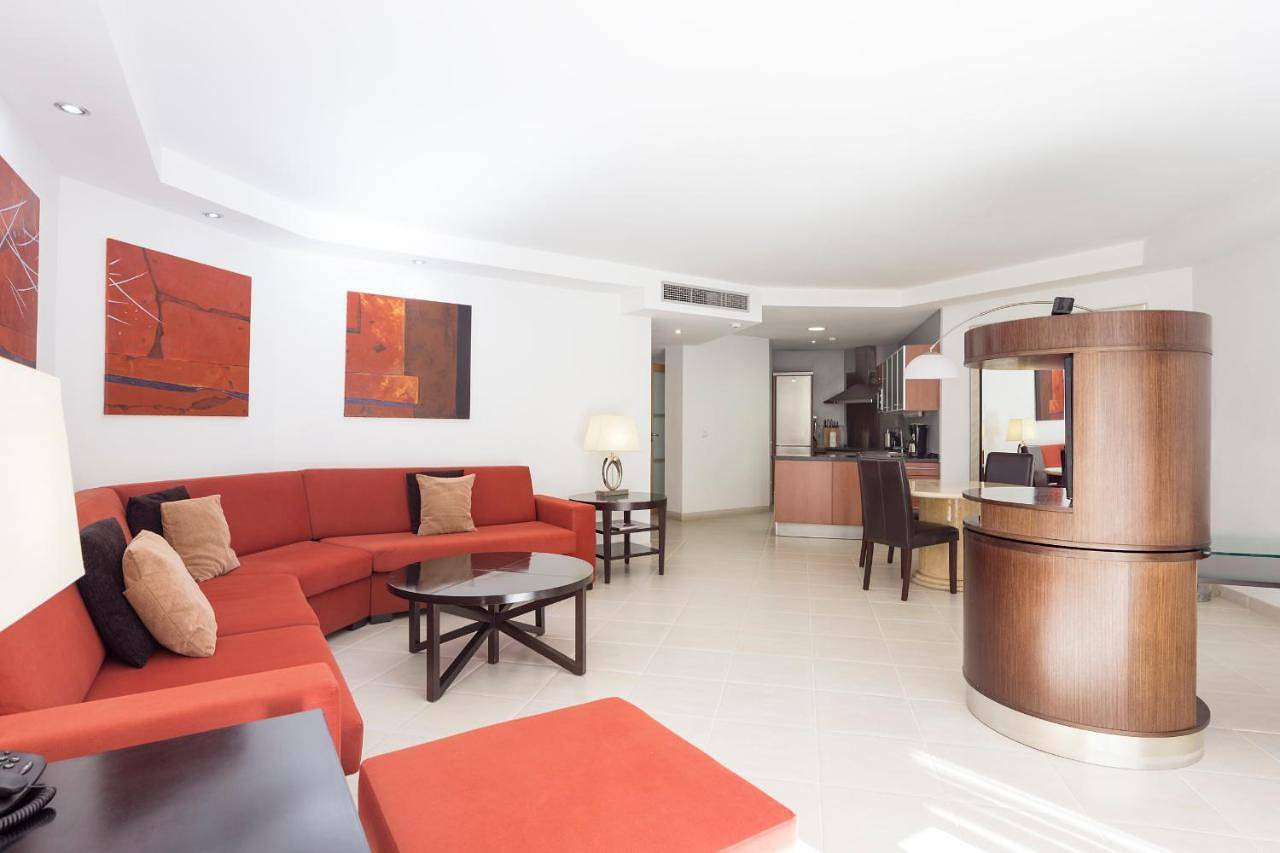 Atlas Suites Tenerife by Enjoyahome in Los Cristianos, Arona