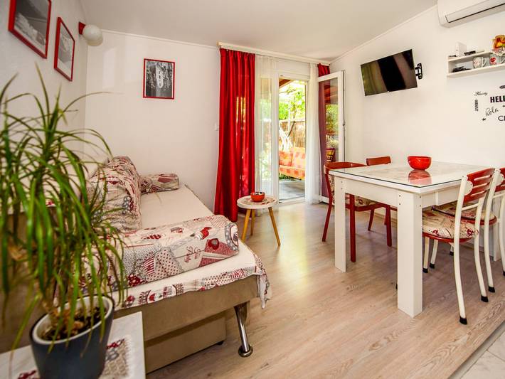 Ferienhaus für 4 Personen, mit Terrasse und Garten in Split - 4