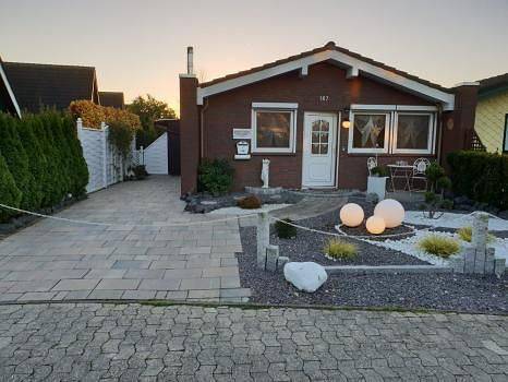 Ferienhaus für 4 Personen, mit Terrasse und Garten in Butjadingen