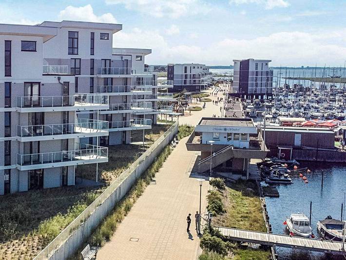 Ganze Wohnung, Wasservilla mit traumhaftem Seeblick in Wendtorfer Strand, Wendtorf