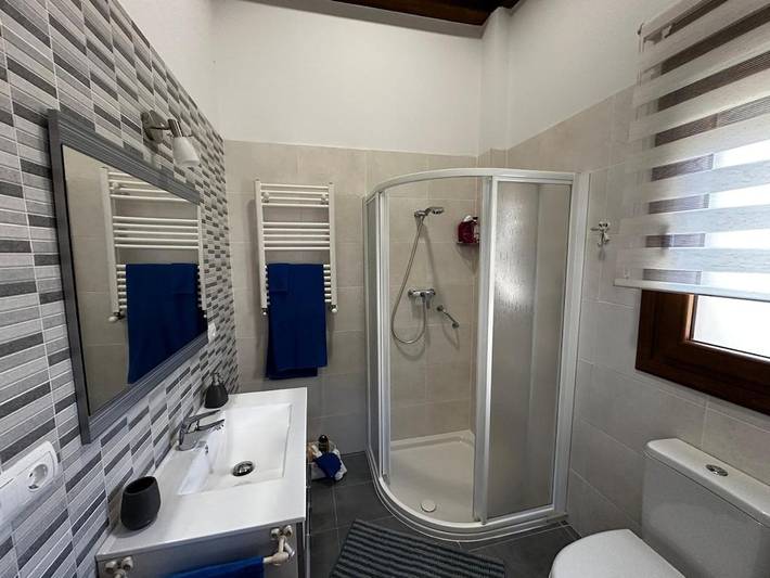 Location de vacances pour 5 personnes, avec terrasse et vue à Liendo - 3