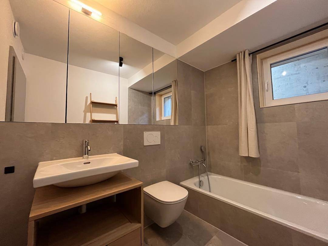 Ganze Wohnung, Bergufer Doppelzimmer – bis zu 2 Personen mit Sauna in Oberammergau in Oberammergau, Bayerische Alpen