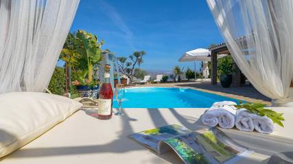 Finca für 14 Personen, mit Pool und Balkon/Terrasse sowie Whirlpool in Cártama