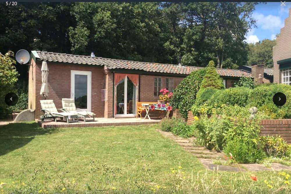 Very private, just the owner around in Egmond aan den Hoef, Noord-Holland - Nordseeküste