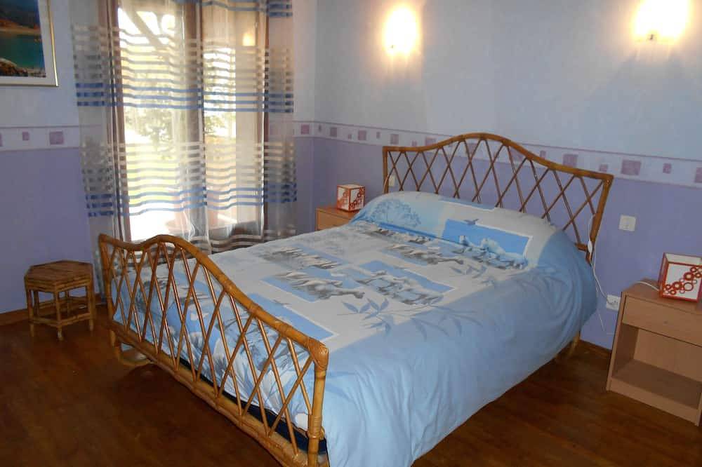 Gîte rural au pied des pyrénées avec piscine in Landorthe, Haute-Garonne