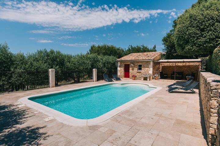 Villa 'Maison Lioux Parc Du Luberon' con terraza privada, jardín privado y Wi-Fi in Lioux, Parque natural regional del Luberon