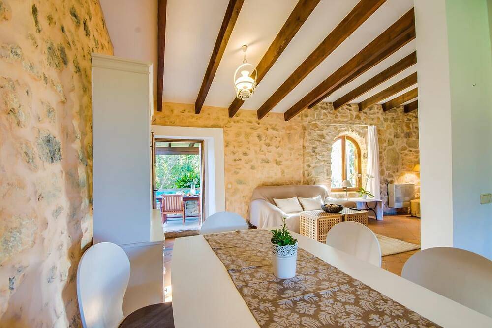 Preciosa casa en Porreres con piscina privada, puede ser interior o exterior. in Montuiri, Interior de Mallorca