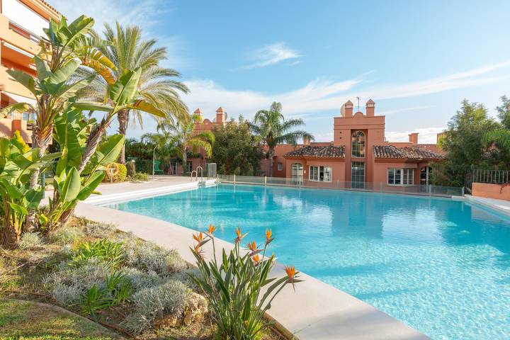 Ferieleilighet for 7 personer, med barnebasseng og hage i Costa del Sol