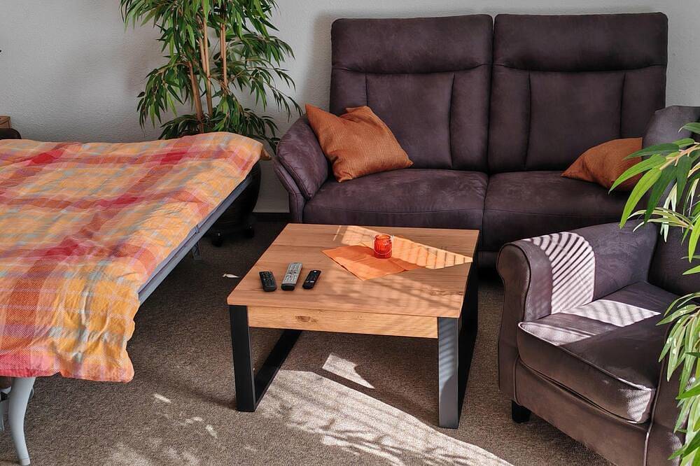 Ganze Wohnung, Ferienwohnung mit Balkon in Pinnow, Ludwigslust-Parchim