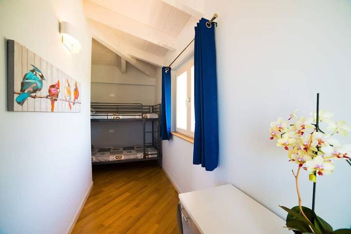 Gîte pour 5 personnes, avec piscine ainsi que jardin et jacuzzi à Cupra Marittima - 2