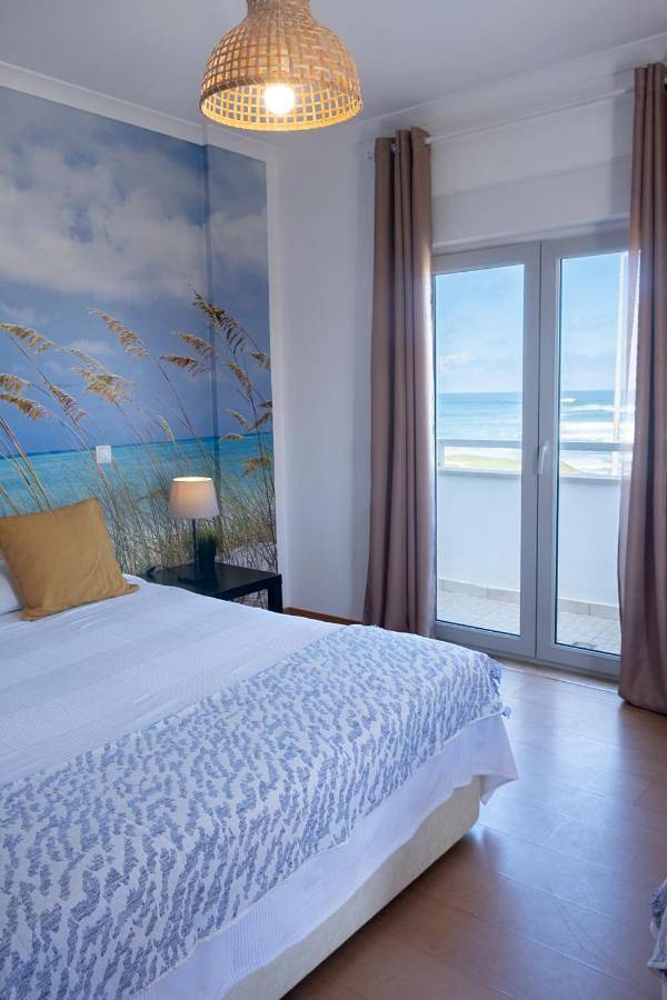 Pksc Surf House in Peniche, Leiria District