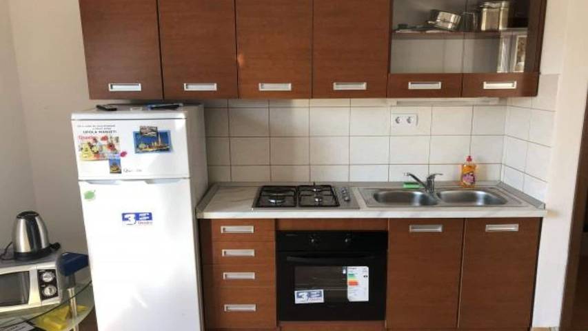 Ferienwohnung für 4 Personen, mit Garten und Balkon in Omis