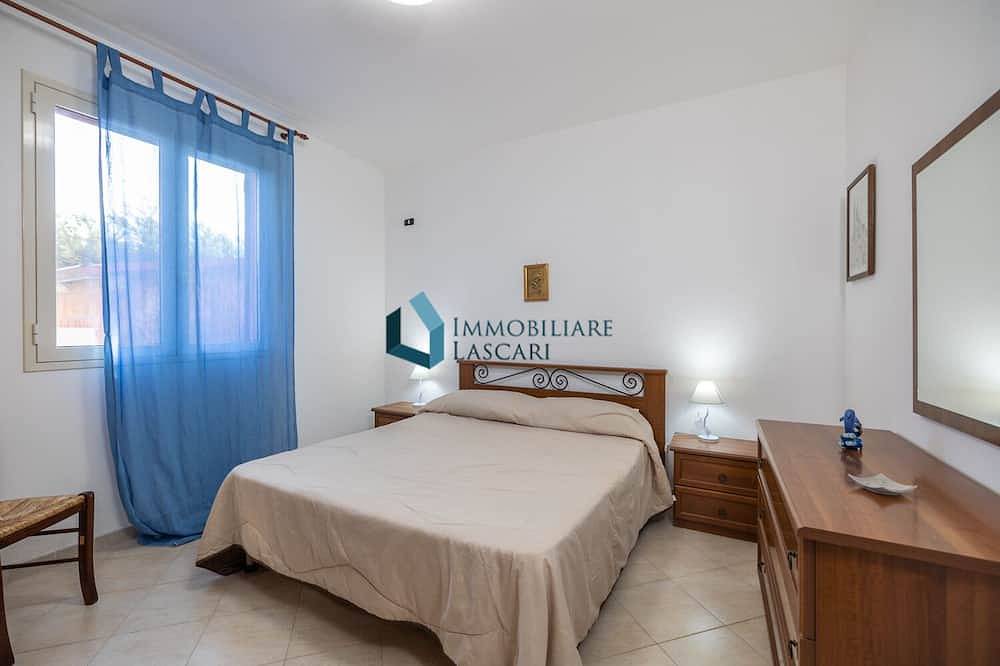 Villa con piscina condominiale a due passi dal mare in Gorgo Lungo, Provincia di Palermo