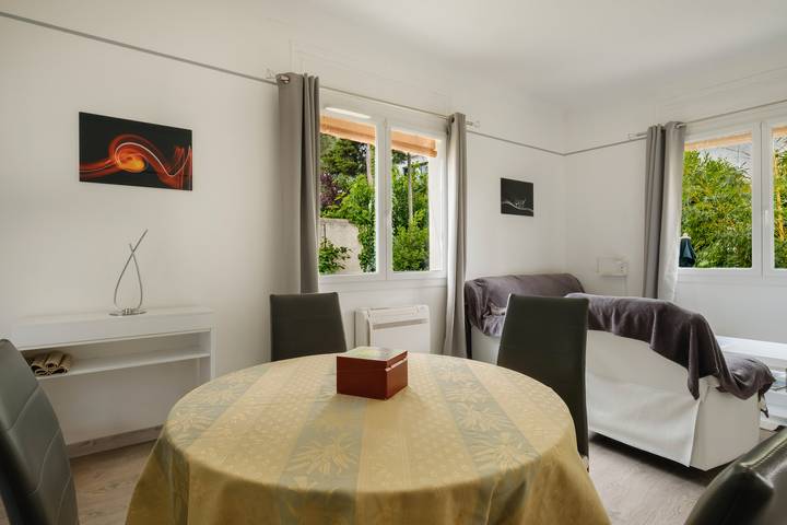 Vakantieappartement voor 2 personen, met balkon en tuin in Villeneuve-Loubet