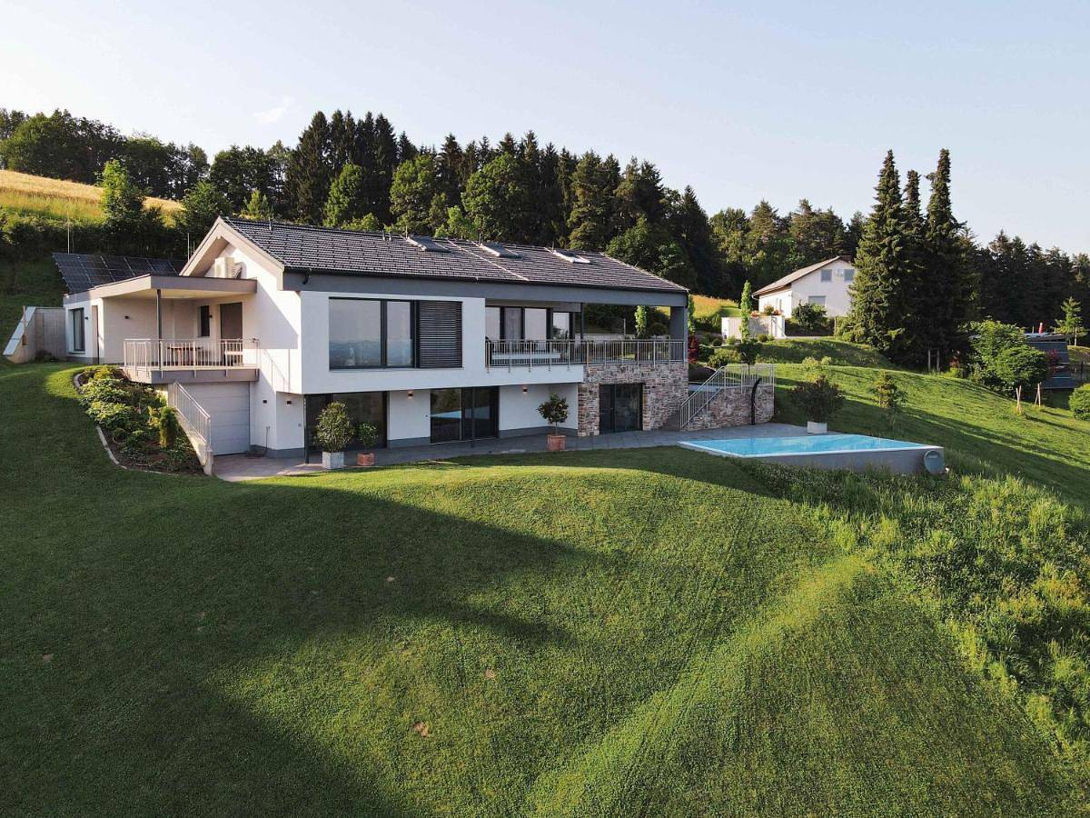 Greim15 --- ganzes Ferienhaus mit Fernsicht, Pool, Wellness in Deutschlandsberg, Steirerland