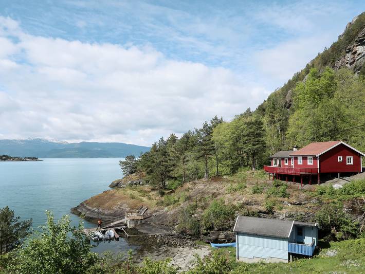 Feriehus for 6 personer, med Terrasse i Fjord Norge