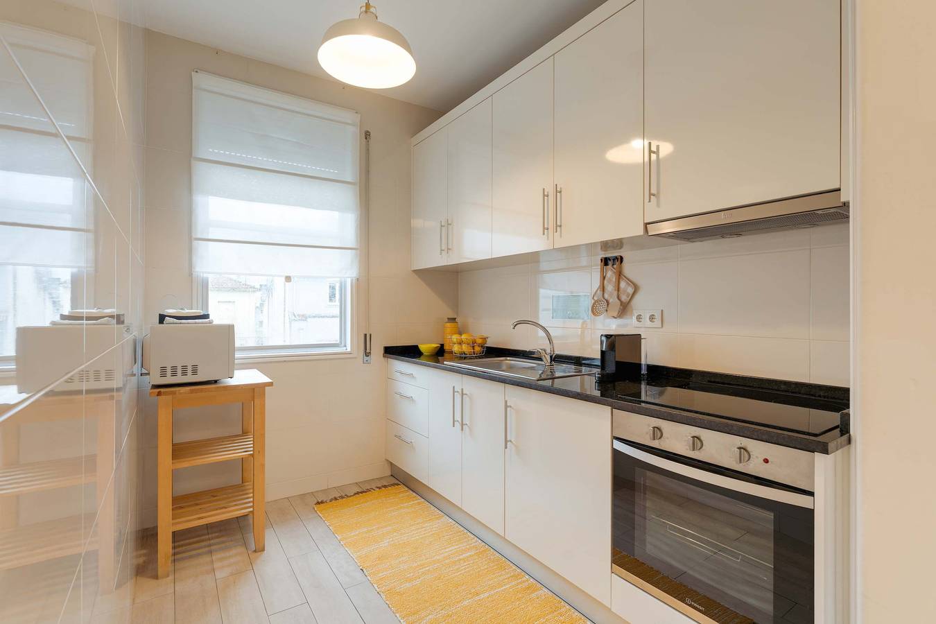 Apartamento entero, Apartamento de vacaciones para 4 personas con jardín in Santo Ildefonso, Oporto