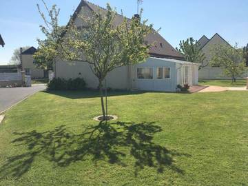 Maison d’hôte pour 5 personnes, avec terrasse ainsi que vue et jardin, animaux acceptés à Saint-Côme-de-Fresné