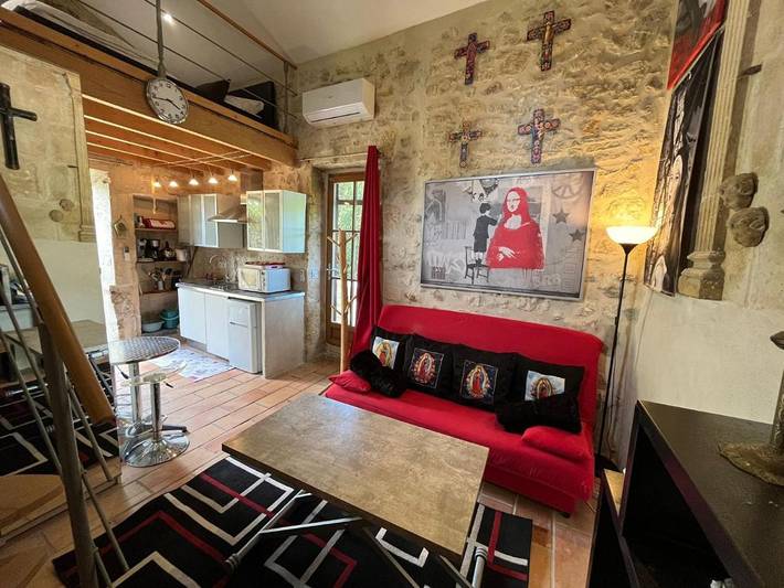 Location de vacances pour 4 personnes, avec sauna et jacuzzi ainsi que piscine et jardin à Tarascon - 2