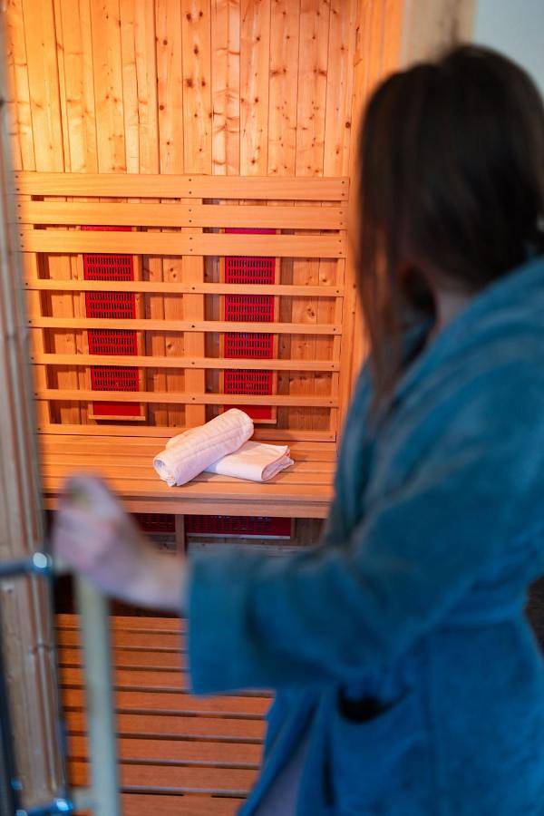 Gîte pour 2 personnes, avec terrasse et sauna à Mijoux - 3