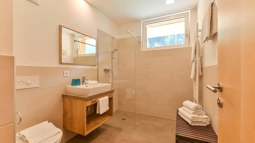 Ferienwohnung für 2 Personen, mit Sauna und Balkon in Klösterle am Arlberg - 2
