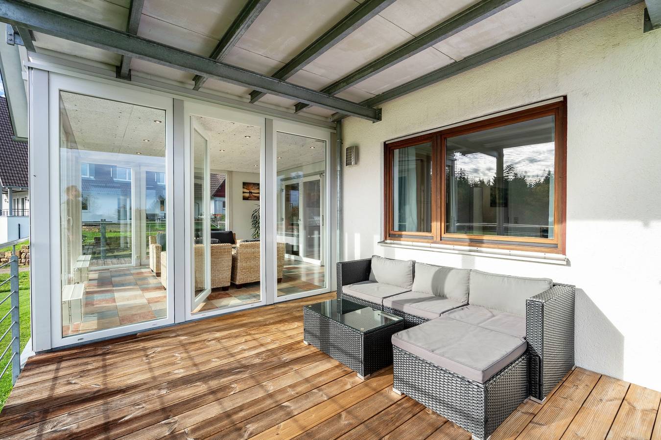 Ganze Wohnung, Ferienwohnung 'Naturzeit' mit Wintergarten, Balkon und großem Gemeinschaftsgarten in Königsfeld im Schwarzwald, Mittlerer Schwarzwald