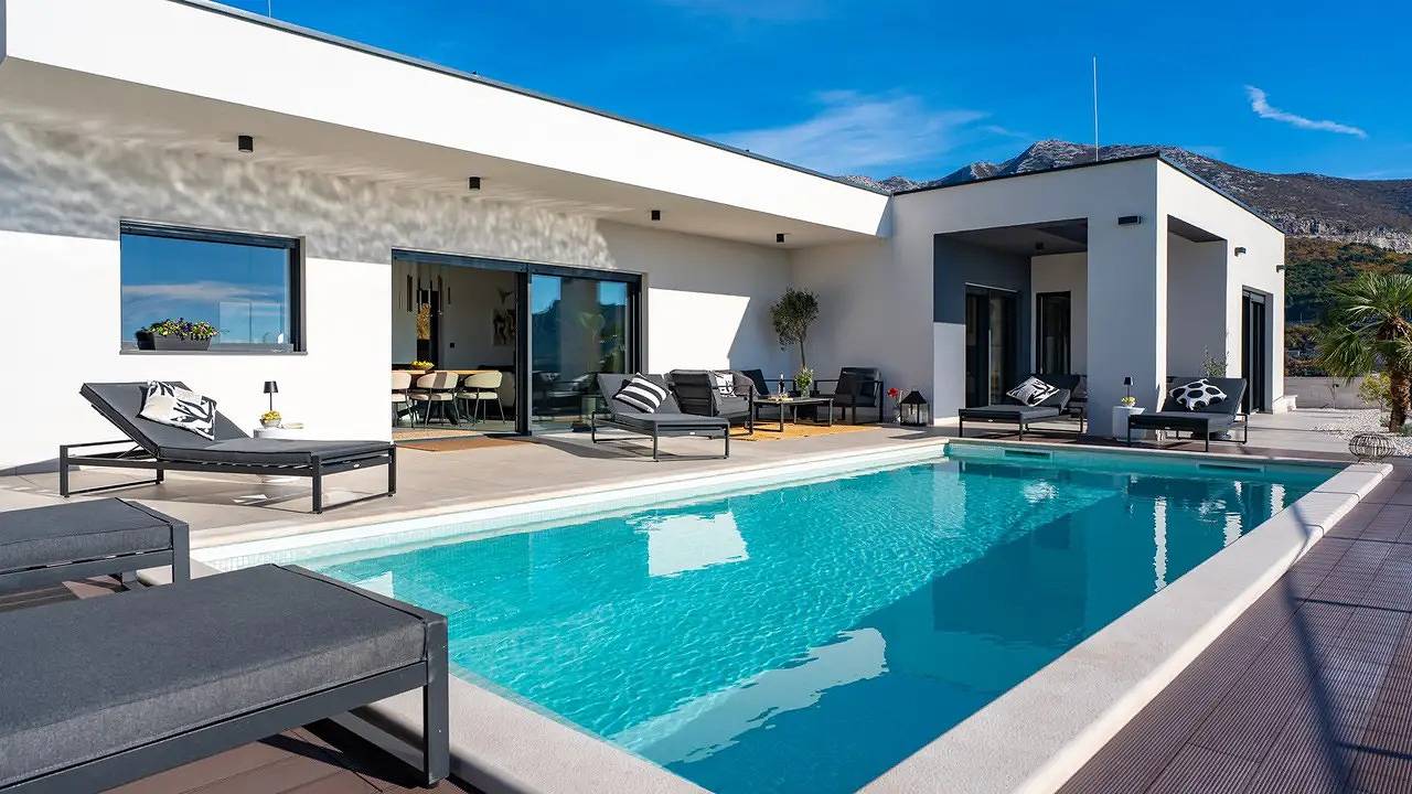 Villa für 6 Personen (104 m²) in Klis in Klis, Split-Dalmatia