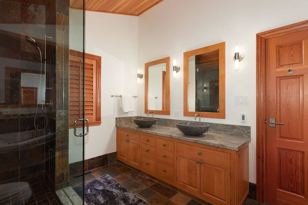 Chalet for 10 Guests in Whistler, Whistler Blackcomb