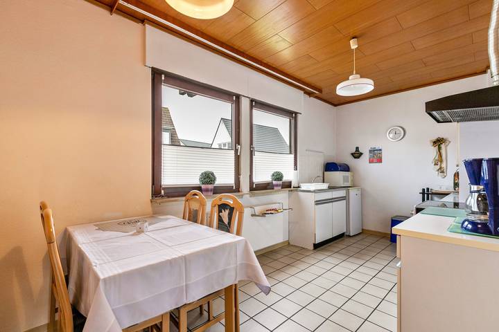 Ganze Wohnung, Ferienwohnung 'Haus Anita - Ferienwohnung Eg' mit privater Terrasse und Wlan in Büsum, Kreis Dithmarschen