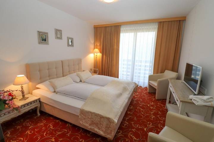 Gîte pour 2 personnes, avec jardin ainsi que sauna et vue, animaux acceptés dans Eberstein - 3