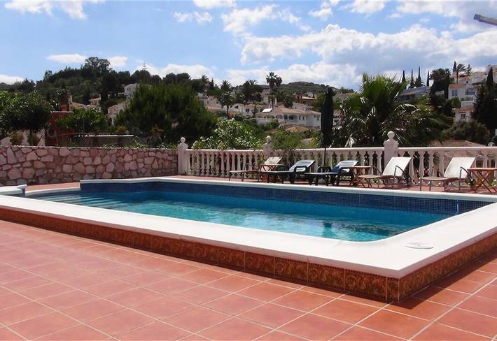 Villa with Pool near Fuengirola with Mountain View, Pool, Wi-Fi & Garden in Mijas Costa, Mijas