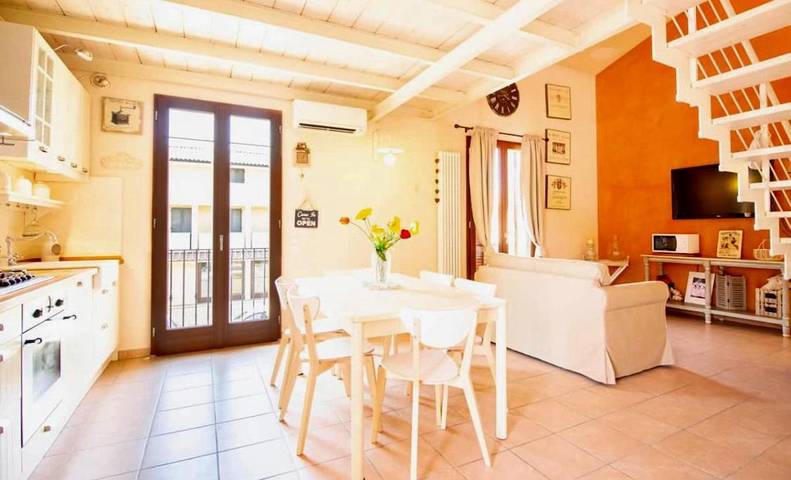 Ferienwohnung für 4 Personen, mit Terrasse und Garten