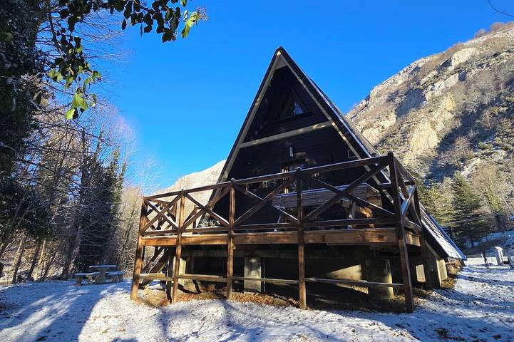 Chalet für 6 Personen, mit Garten und Terrasse - 1