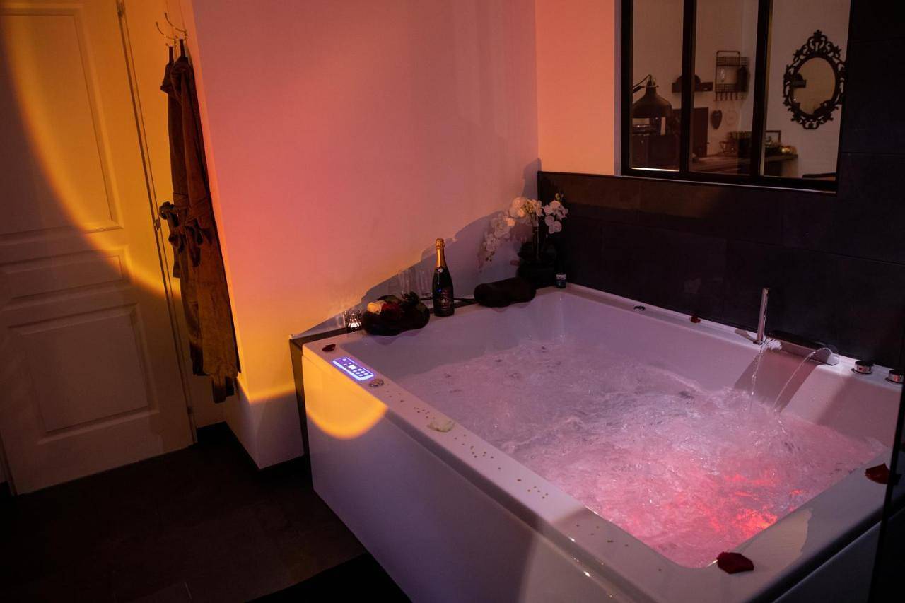 Lover'S Room Or in Verton, Région de Montreuil