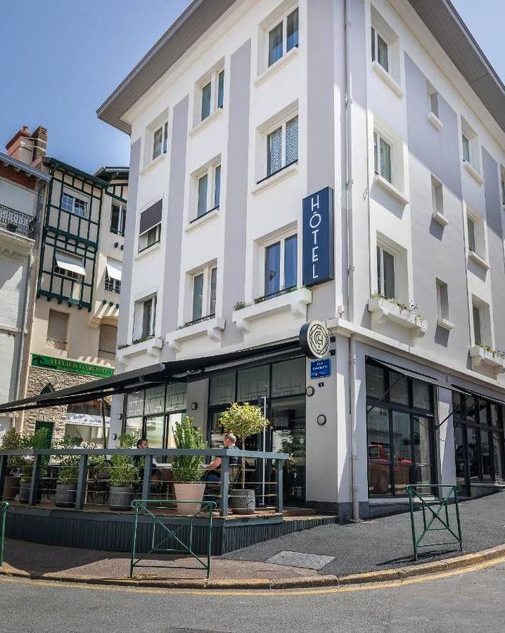 Hôtel pour 2 personnes, avec terrasse dans Le Bellevue (Biarritz)
