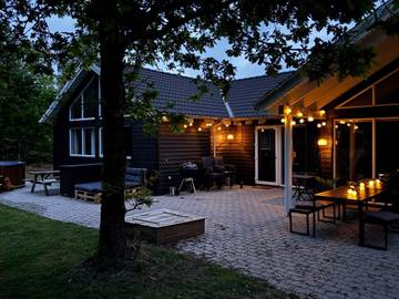 Ferienhaus für 18 Personen in Henne Strand, Filsø See, Bild 3