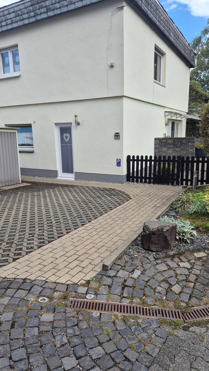 Ferienwohnung für 2 Personen, mit Balkon/Terrasse und Terrasse im Siegerland - 3