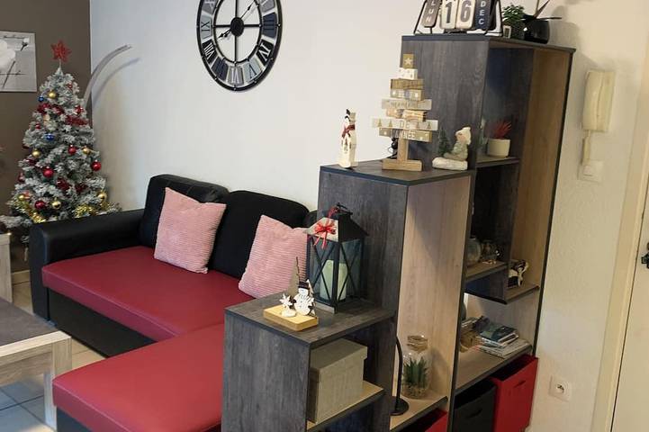 Appartement de vacances pour 5 personnes, avec Terrasse ainsi que Jardin et Piscine