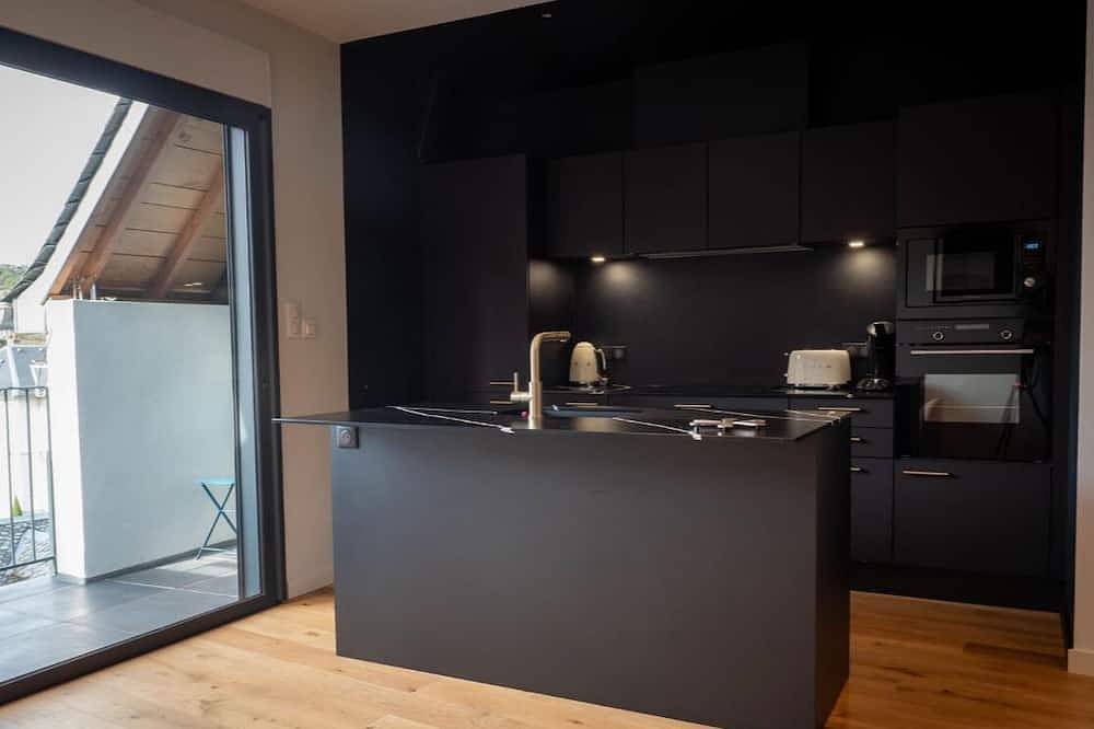 Entire apartment, Appartement Spacieux Centre Ville in Espalion, Massif Central