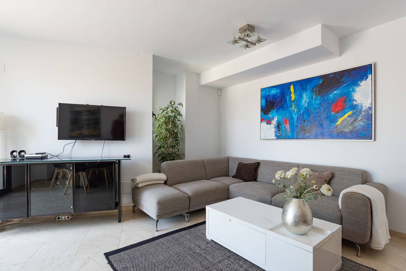 Holiday Home '4 Bed Townhouse with Stunning View' with Sea View and Air Conditioning in Torreblanca (Fuengirola), Fuengirola