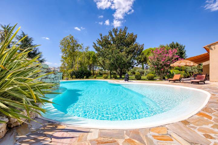 Villa pour 6 personnes, avec jardin dans l' Hérault
