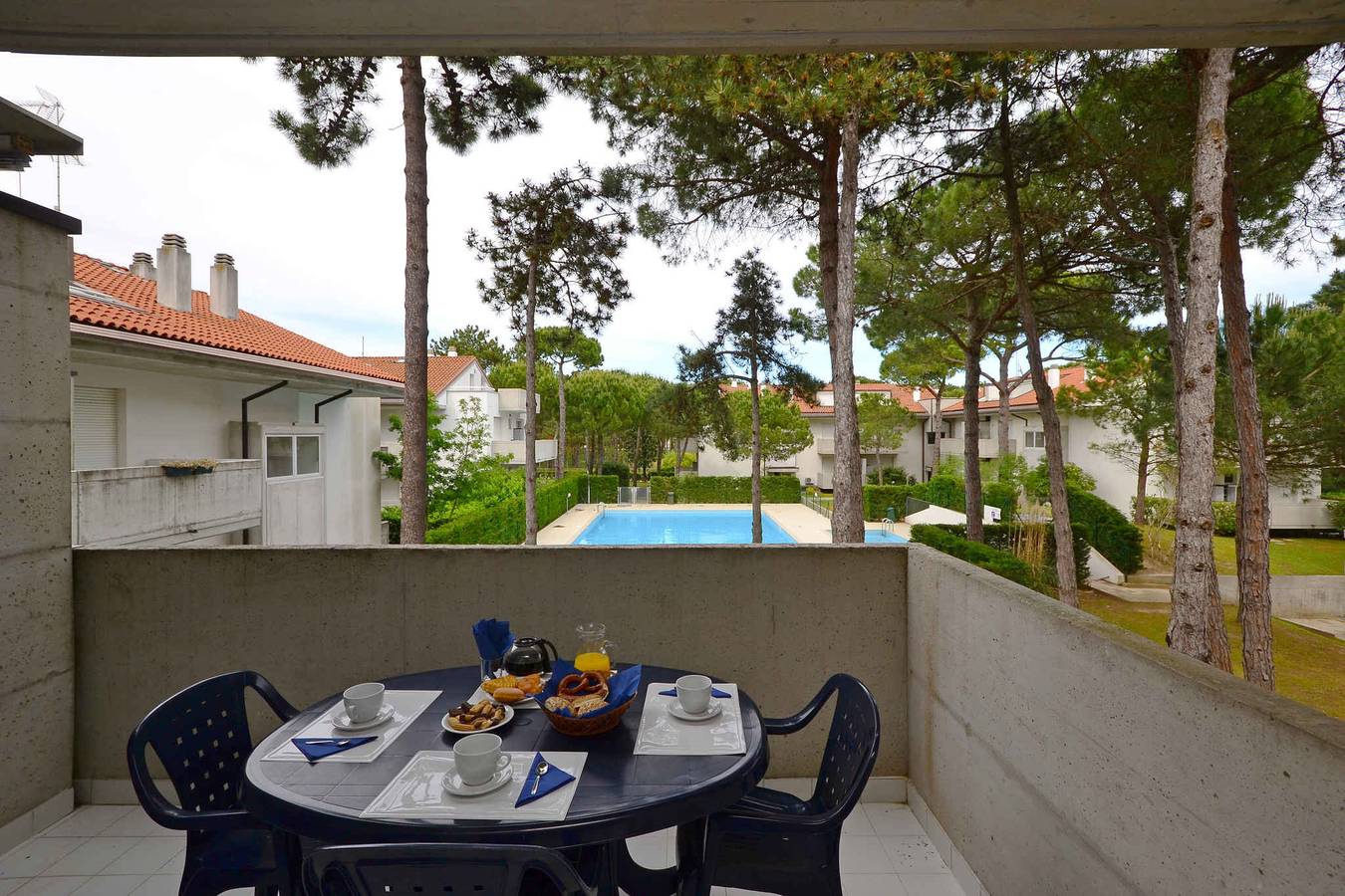 Appartamento intero, Appartamento con aria condizionata, balcone e piscina  in Lignano Pineta, Lignano Sabbiadoro