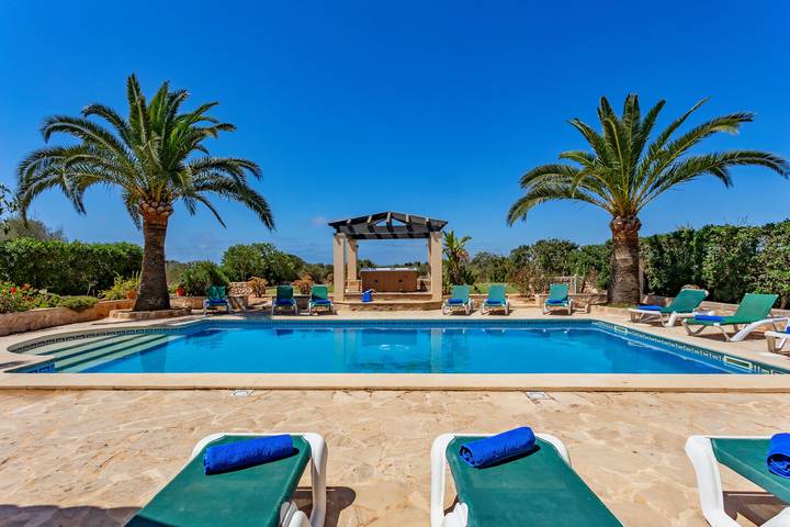 Finca für 14 Personen, mit Garten und Terrasse sowie Whirlpool in Cala Figuera - 4