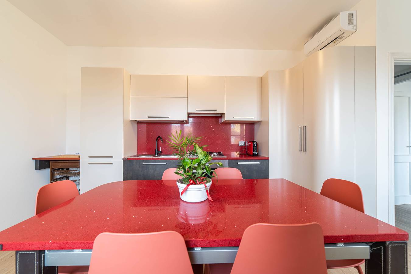 Entire apartment, Casa Cecilia in Nurachi, Stagno di Càbras