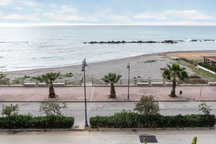 Casa vacanze 'Appartamento A - Le Terrazze' con vista mare, Wi-Fi e aria condizionata in Seccagrande, Ribera