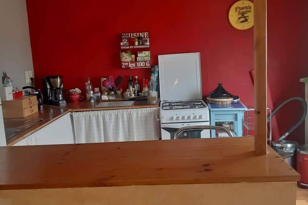 Entire apartment, Charmant T2 à Deux pas du Centre in Alençon, Alençon region