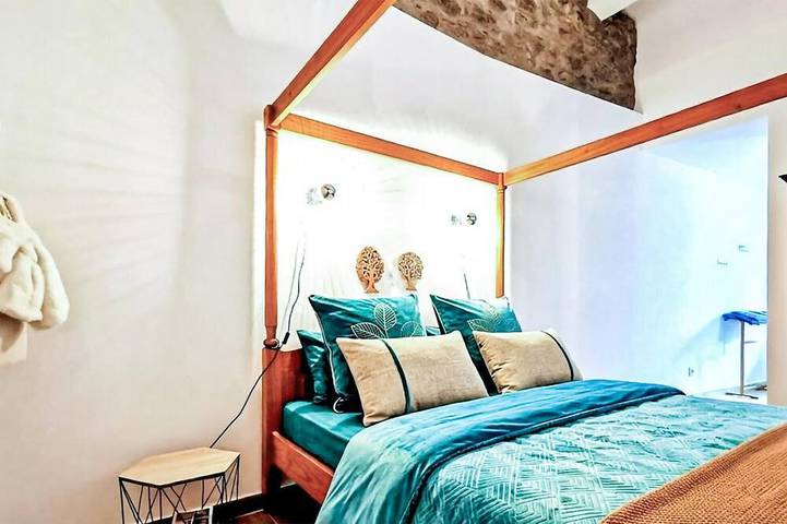 Location de vacances pour 2 personnes, avec piscine et terrasse à Taulis - 2