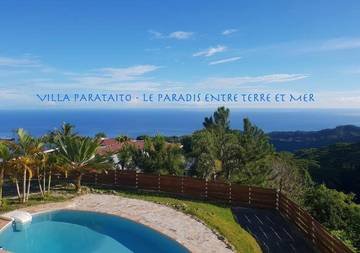Cottage pour 10 personnes, avec jardin ainsi que vue et piscine dans Mahina